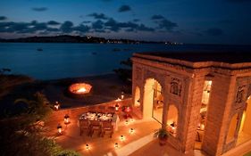 The Majlis Resort